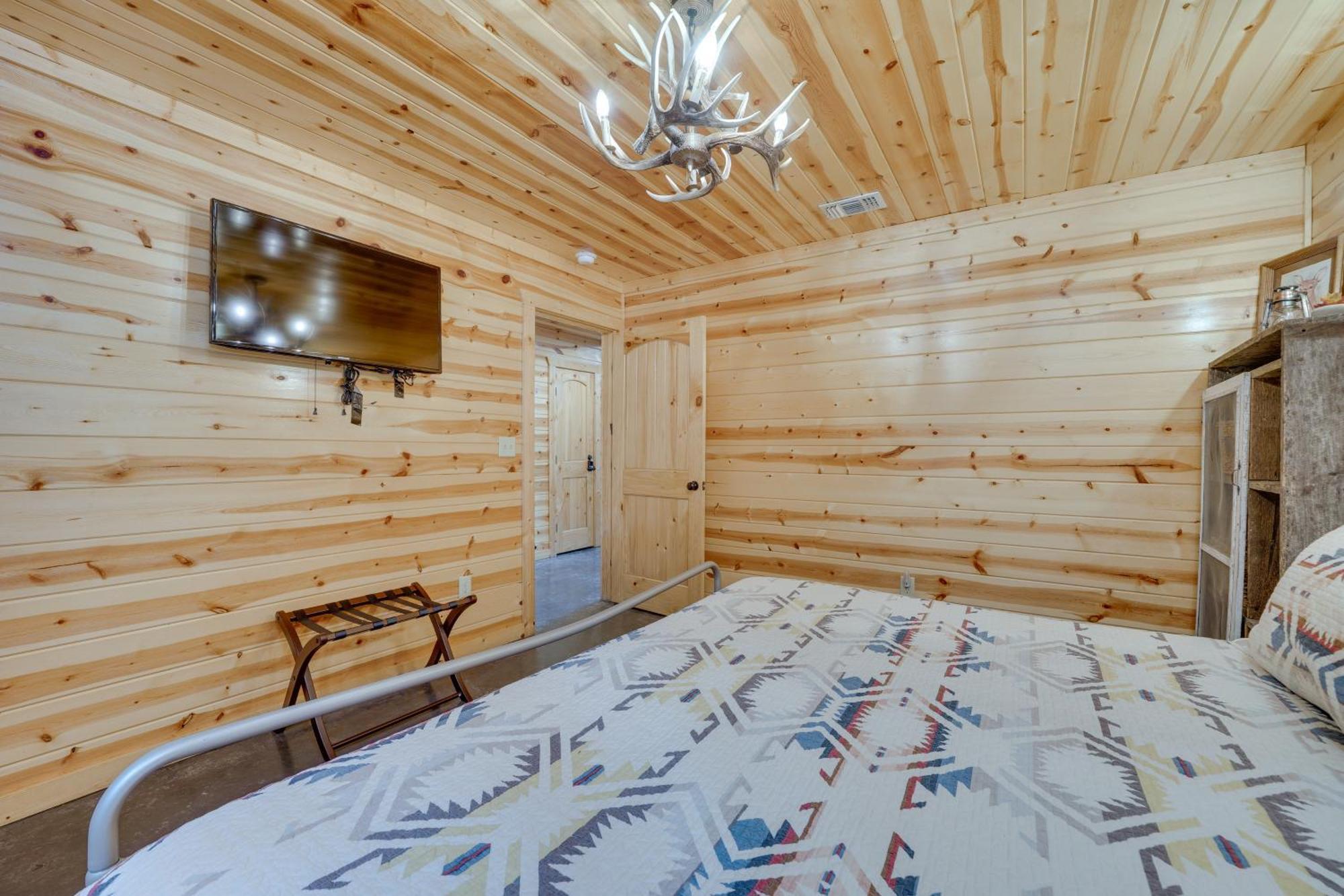 Penny Lane Lodge Broken Bow Cabin Less Than 6 Mi To Lake Exterior foto